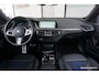 BMW 1-Serie 120i Carplay | Dealerauto | M-Pakket | Live Cockpit | 180 pk