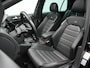 Volkswagen Golf 2.0 TSI 4Motion R Akrapovic Pano DCC Dynaudio Carbonleer