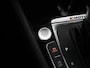 Volkswagen Golf 2.0 TSI 4Motion R Akrapovic Pano DCC Dynaudio Carbonleer