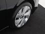 Volkswagen Golf Variant Life Edition | 'App-Connect' draadloze smartphone integratie | Achterbank in ongelijke delen neerklapbaar incl. middenarmsteun en doorlaadmogelijkheid | Afstandscontrolesysteem (Front Assist)