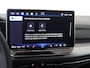 Volkswagen Golf Variant Life Edition | 'App-Connect' draadloze smartphone integratie | Achterbank in ongelijke delen neerklapbaar incl. middenarmsteun en doorlaadmogelijkheid | Afstandscontrolesysteem (Front Assist)