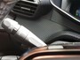 Peugeot e-2008 EV 50kWh 136pk Allure Pack Apple Carplay &Android Auto | NAVI | Achteruitrijcamera | KEYLESS | Cruise & Climate control | Parkeersensoren | LMV 17inch