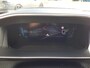 Peugeot e-2008 EV 50kWh 136pk Allure Pack Apple Carplay &Android Auto | NAVI | Achteruitrijcamera | KEYLESS | Cruise & Climate control | Parkeersensoren | LMV 17inch