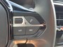 Peugeot e-2008 EV 50kWh 136pk Allure Pack Apple Carplay &Android Auto | NAVI | Achteruitrijcamera | KEYLESS | Cruise & Climate control | Parkeersensoren | LMV 17inch