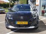 Peugeot e-2008 EV 50kWh 136pk Allure Pack Apple Carplay &Android Auto | NAVI | Achteruitrijcamera | KEYLESS | Cruise & Climate control | Parkeersensoren | LMV 17inch