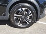 Peugeot e-2008 EV 50kWh 136pk Allure Pack Apple Carplay &Android Auto | NAVI | Achteruitrijcamera | KEYLESS | Cruise & Climate control | Parkeersensoren | LMV 17inch