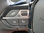 Peugeot e-2008 EV 50kWh 136pk Allure Pack Apple Carplay &Android Auto | NAVI | Achteruitrijcamera | KEYLESS | Cruise & Climate control | Parkeersensoren | LMV 17inch