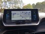 Peugeot e-2008 EV 50kWh 136pk Allure Pack Apple Carplay &Android Auto | NAVI | Achteruitrijcamera | KEYLESS | Cruise & Climate control | Parkeersensoren | LMV 17inch