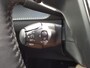 Peugeot e-2008 EV 50kWh 136pk Allure Pack Apple Carplay &Android Auto | NAVI | Achteruitrijcamera | KEYLESS | Cruise & Climate control | Parkeersensoren | LMV 17inch