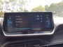 Peugeot e-2008 EV 50kWh 136pk Allure Pack Apple Carplay &Android Auto | NAVI | Achteruitrijcamera | KEYLESS | Cruise & Climate control | Parkeersensoren | LMV 17inch