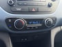 Hyundai i10 1.0i i-Motion Comfort | Climate control | Cruise control | Elektrische ramen | All season banden | NAP | | APK t/m 06-2027!!
