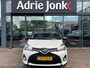Toyota Yaris 1.0 VVT-i Trend | CRUISE CONTROL | ACHTERUITRIJCAMERA | BI-TONE | CLIMATE CONTROL | ALL SEASON BANCEN | 16 INCH LMV |