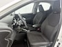 Toyota Yaris 1.5 Hybrid Active | Navigatie | Stoelverwarming | Licht Metalen Velgen | **