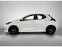 Toyota Yaris 1.5 Hybrid Active | Navigatie | Stoelverwarming | Licht Metalen Velgen | **