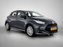 Toyota Yaris 1.5 Hybrid Dynamic Limited | Lichtmetalen Velgen | Mistlampen | Stoel-/Stuurverwarming | Onderweg-naar-dealer