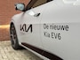 Kia EV6 GT-Line 84kWh 228pk | €3.795 VOORRAADVOORDEEL | DIRECT LEVERBAAR | SCHUIF/KANTELDAK | HEAD-UP DISPLAY | MERIDIAN® PREMIUM AUDIO  | 20" LM-VELGEN (GT-LINE) | 360° CAMERA |