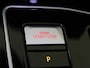 Volkswagen Golf 1.5 eHybrid GTE | SoH 95% | Panoramadak | Leder pakket ‘Vienna’ | Trekhaak | Black style | Parkeerassistent | Stoelventilatie voor | Adaptieve demping |