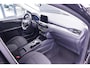 Ford Kuga 2.5 Duratec PHEV Titanium SOH 93% Apple Carplay Stoel- en Stuurverwarming Trekhaak Cruise Privacy glass Achteruitrijcamera Navi Clima PDC V+A