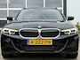 BMW 3-Serie Touring 330e Executive 293pk | Nieuw Model | Virtual Cockpit | Apple Carplay/Android Auto | Dab | Elektrisch bedienbare achterklep | LED koplampen | Sportstoelen | Trekhaak elektrisch bedienbaar | Zeer compleet!