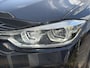 BMW 3-Serie Touring 318i High Executive 136pk | Bluetooth | Cruise control | Elektrisch bedienbare achterklep | LED koplampen | Parkeersensor voor en achter | Rondomzicht camera | Voorstoelen verwarmd | Zeer nette auto!