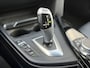 BMW 3-Serie Touring 318i High Executive 136pk | Bluetooth | Cruise control | Elektrisch bedienbare achterklep | LED koplampen | Parkeersensor voor en achter | Rondomzicht camera | Voorstoelen verwarmd | Zeer nette auto!