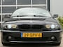 BMW 3-Serie Cabrio 318Ci Special Executive LCI 150pk | Achteruitrijcamera | Cruise control | Elektrisch bedienbare kap | Lederen bekleding | Parkeersensor achter | Voorstoelen verwarmd | Xenon koplampen | Prachtig Exemplaar!