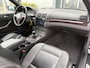 BMW 3-Serie Cabrio 318Ci Special Executive LCI 150pk | Achteruitrijcamera | Cruise control | Elektrisch bedienbare kap | Lederen bekleding | Parkeersensor achter | Voorstoelen verwarmd | Xenon koplampen | Prachtig Exemplaar!