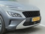 Hyundai Kona 1.6 GDI HEV Premium Sky / Fabrieksgarantie t/m 07-2027 / Schuif/open dak / Stoelverwarming / Lederen bekleding / Achteruitrijcamera / Apple CarPlay/Android Auto / Navigatiesysteem /
