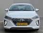 Hyundai Ioniq 1.6 GDi Comfort - Plus / Dealer Onderhouden / Stuur- & Stoelverwarming / Navigatie via Apple Carplay of Android Auto / Achteruitrijcamera / Cruise control / Parkeersensoren achter / Climate control /