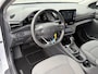 Hyundai Ioniq 1.6 GDi Comfort - Plus / Dealer Onderhouden / Stuur- & Stoelverwarming / Navigatie via Apple Carplay of Android Auto / Achteruitrijcamera / Cruise control / Parkeersensoren achter / Climate control /