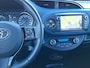 Toyota Yaris 1.5 Hybrid Bi-Tone | Dealer onderhouden | Stoelverwarming | Navigatie | Elektrisch verstel/inklapbare buitenspiegels | Cruise Control | Climate Control |
