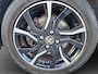 Toyota Yaris 1.5 Hybrid Bi-Tone | Dealer onderhouden | Stoelverwarming | Navigatie | Elektrisch verstel/inklapbare buitenspiegels | Cruise Control | Climate Control |