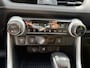 Toyota RAV4 2.5 Hybrid AWD Dynamic ALL-SEASON LM-VELGEN PARK-SENSOREN STOELVERW APPLE/ANDROID AD-CRUISE CAMERA DAB+