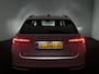 Skoda Octavia Combi 1.5 TSI MHEV Business Edition Plus Zwenkbare trekhaak | Camera | ACC | LED | Elek. Kofferbak |