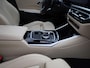 BMW 3-Serie Touring 330e xDrive | Automaat | LMV | Head up dsiplay | Trekhaak | Sfeer verlichting | Harman Kardon | Navigatie | Schuifdak | Stoel/Stuur verwarming | Virtual cockpit | Leder | Parkeer sensoren | Elec. achterklep | Virtual cockpit | 360 Camera | Climate control | Cruise control | DAB |