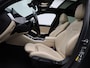 BMW 3-Serie Touring 330e xDrive | Automaat | LMV | Head up dsiplay | Trekhaak | Sfeer verlichting | Harman Kardon | Navigatie | Schuifdak | Stoel/Stuur verwarming | Virtual cockpit | Leder | Parkeer sensoren | Elec. achterklep | Virtual cockpit | 360 Camera | Climate control | Cruise control | DAB |