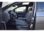 Volkswagen T-Roc 1.5 TSI R-LINE | PANO | TREKHAAK | CAMERA | BEATS | NAP | ADAPT. CRUISE CONTROLE