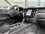 Volvo XC60 2.0 D4 AWD Momentum 190 PK Automaat Navi Camera LED Trekhaak Leder Virtual Elek. Klep Rijstrook Dodehoek
