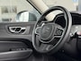 Volvo XC60 2.0 D4 AWD Momentum 190 PK Automaat Navi Camera LED Trekhaak Leder Virtual Elek. Klep Rijstrook Dodehoek