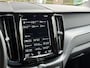 Volvo XC60 2.0 D4 AWD Momentum 190 PK Automaat Navi Camera LED Trekhaak Leder Virtual Elek. Klep Rijstrook Dodehoek