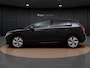 Volkswagen Golf 1.5 eHybrid Style | Camera | Side Assist | ERGO Stoel | ACC | Spiegelpakket | Getint Glas | 17'' |