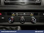 Volkswagen Crafter 2.0 TDI 141pk L3H2 L2H1 Euro6 Airco | Camera | Apple Carplay | Android Auto Stoelverwarming, 270 Graden Achterdeuren, Parkeersensoren, Bijrijdersbank