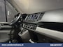 Volkswagen Crafter 2.0 TDI 141pk L3H2 L2H1 Euro6 Airco | Camera | Apple Carplay | Android Auto Stoelverwarming, 270 Graden Achterdeuren, Parkeersensoren, Bijrijdersbank
