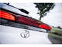 Toyota C-HR / C-HR+ 1.8 Hybrid 140 Executive ** Panodak ** Trekhaak ** Bi-tone ** JBL