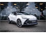 Toyota C-HR / C-HR+ 1.8 Hybrid 140 Executive ** Panodak ** Trekhaak ** Bi-tone ** JBL