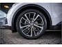 Toyota C-HR / C-HR+ 1.8 Hybrid 140 Executive ** Panodak ** Trekhaak ** Bi-tone ** JBL