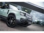 Land Rover Defender 110 2.0 P400e 110 X ** 75 Limited Edition ** Panodak ** Cold Climate ** Trekhaak ** Treeplanken NP 126 K ** EV Rijbereik tot 51km **