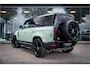Land Rover Defender 110 2.0 P400e 110 X ** 75 Limited Edition ** Panodak ** Cold Climate ** Trekhaak ** Treeplanken NP 126 K ** EV Rijbereik tot 51km **