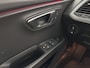 SEAT Leon ST 1.4 EcoTSI FR Connect (INCL-BTW) *LEATHER-FABRIC | FULL-LED | NAVI-FULLMAP | SPORTSEATS | CAMERA | PRIVACY-GLASS | ECC | PDC | AMBIENTLIGHT | CRUISE | TOWBAR | 17''ALU*