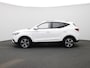 MG MG ZS EV Luxury 45 kWh | Automaat | Panoramadak | Leder | Navigatie | Airco | Achteruitrijcamera | Apple Carplay / Android Auto | Stoelverwarming | Lichtmetalen Velgen |